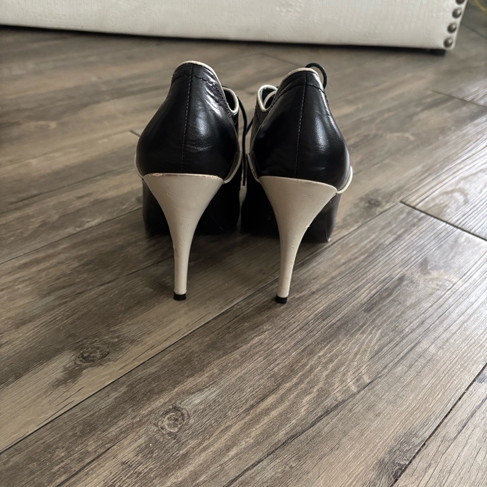 Steven By Steve Madden Black and White Peep Toe Heels, Size 7 - Picture 4 of 16
